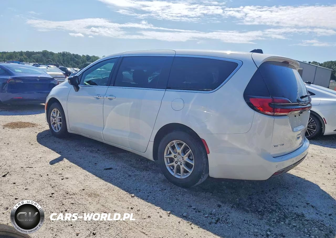 2026 Chrysler Pacifica Select VIN:2C4RC1BG6TR162899 - 2