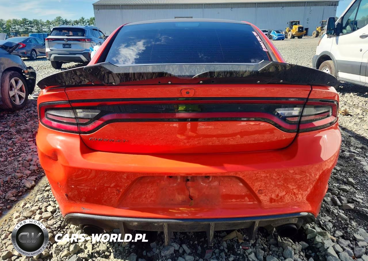 2020 Dodge Charger Scat Pack VIN:2C3CDXGJ8LH252303 - 6