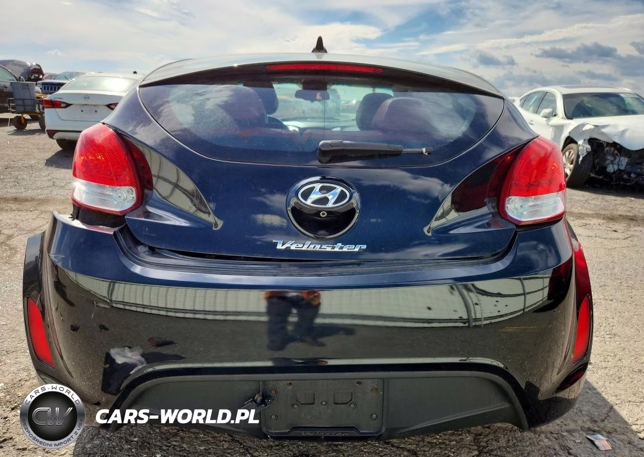 2015 Hyundai Veloster Re:flex VIN:KMHTC6AD3FU221954 - 6