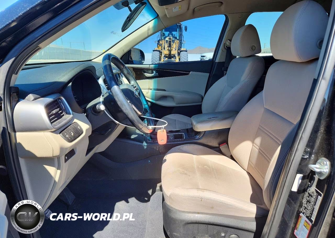 2020 Kia Sorento S VIN:5XYPG4A53LG691213 - 7