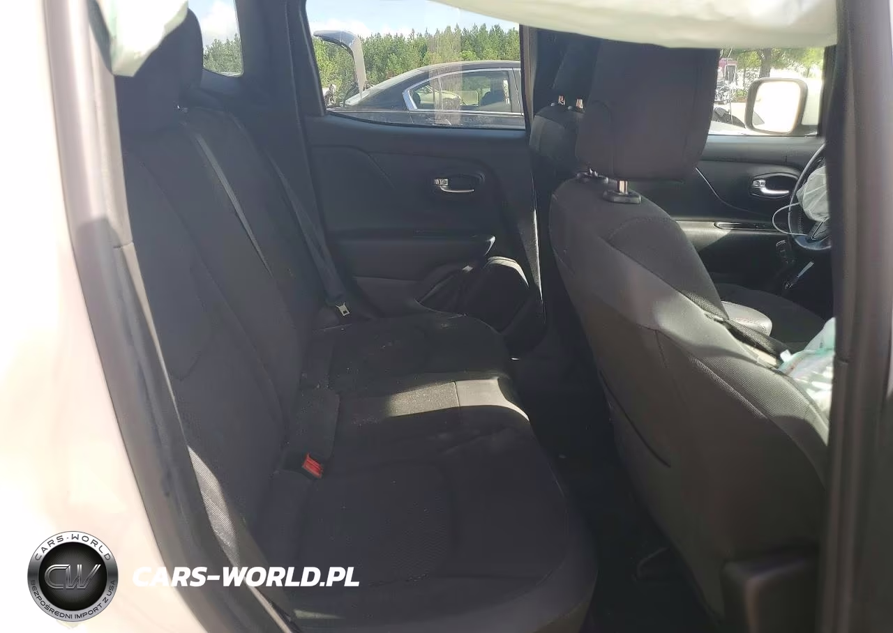 2019 Jeep Renegade Latitude VIN:ZACNJABB1KPK43284 - 10