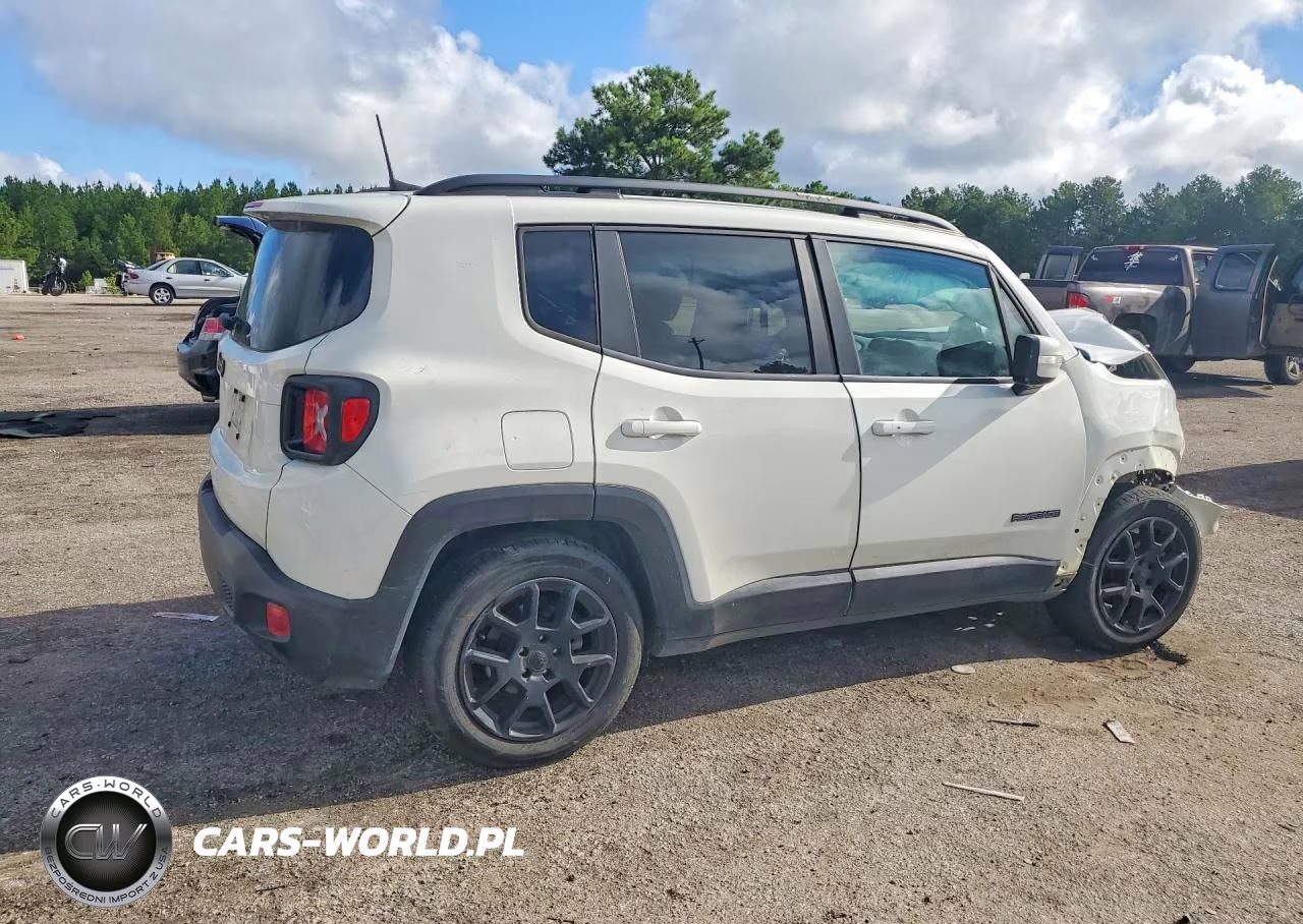 2019 Jeep Renegade Latitude VIN:ZACNJABB1KPK43284 - 3