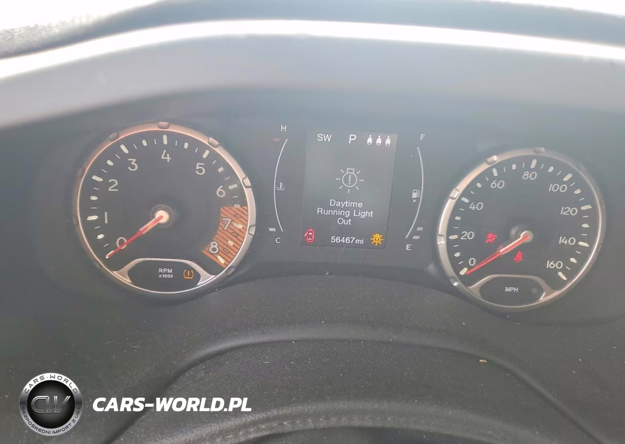 2019 Jeep Renegade Latitude VIN:ZACNJABB1KPK43284 - 9