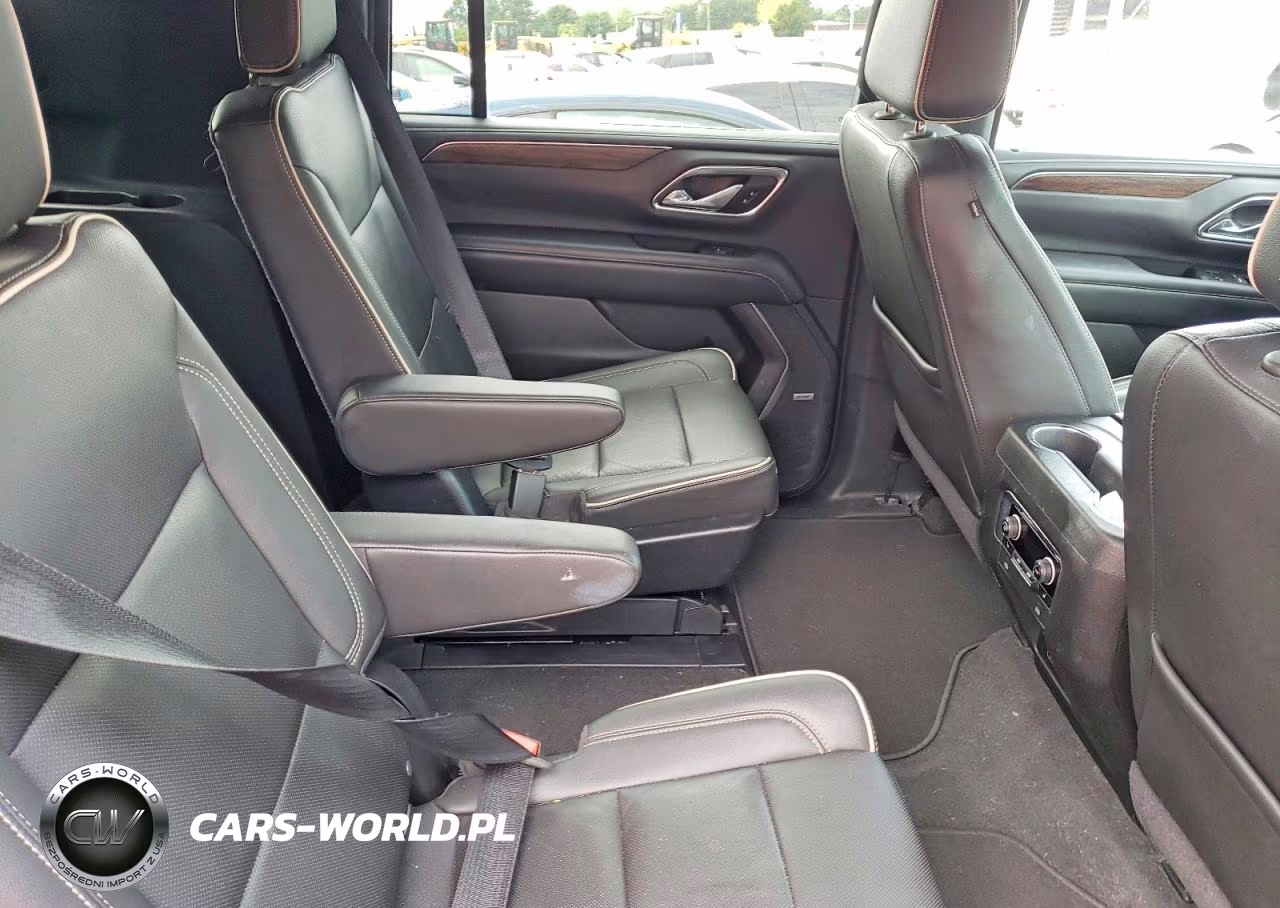 2021 Chevrolet Suburban K1500 Premier VIN:1GNSKFKD2MR145149 - 11