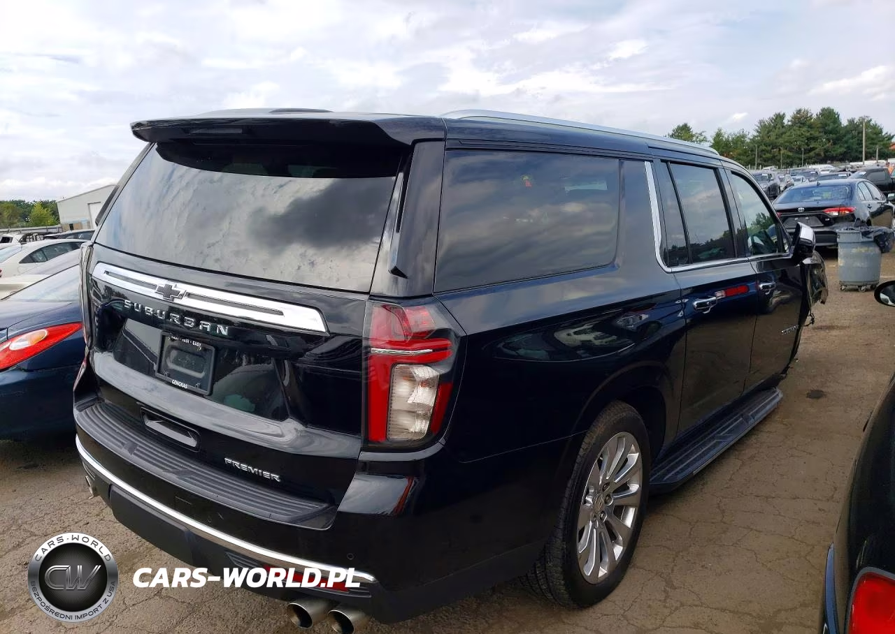 2021 Chevrolet Suburban K1500 Premier VIN:1GNSKFKD2MR145149 - 3