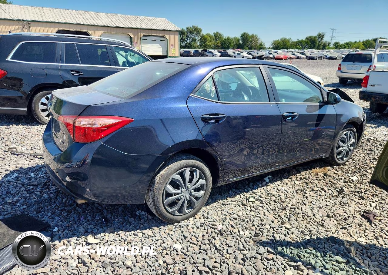 2019 Toyota Corolla Le VIN:2T1BURHE4KC234474 - 3