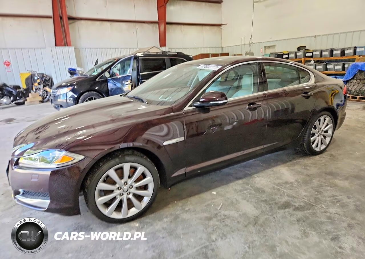 2013 Jaguar Xf