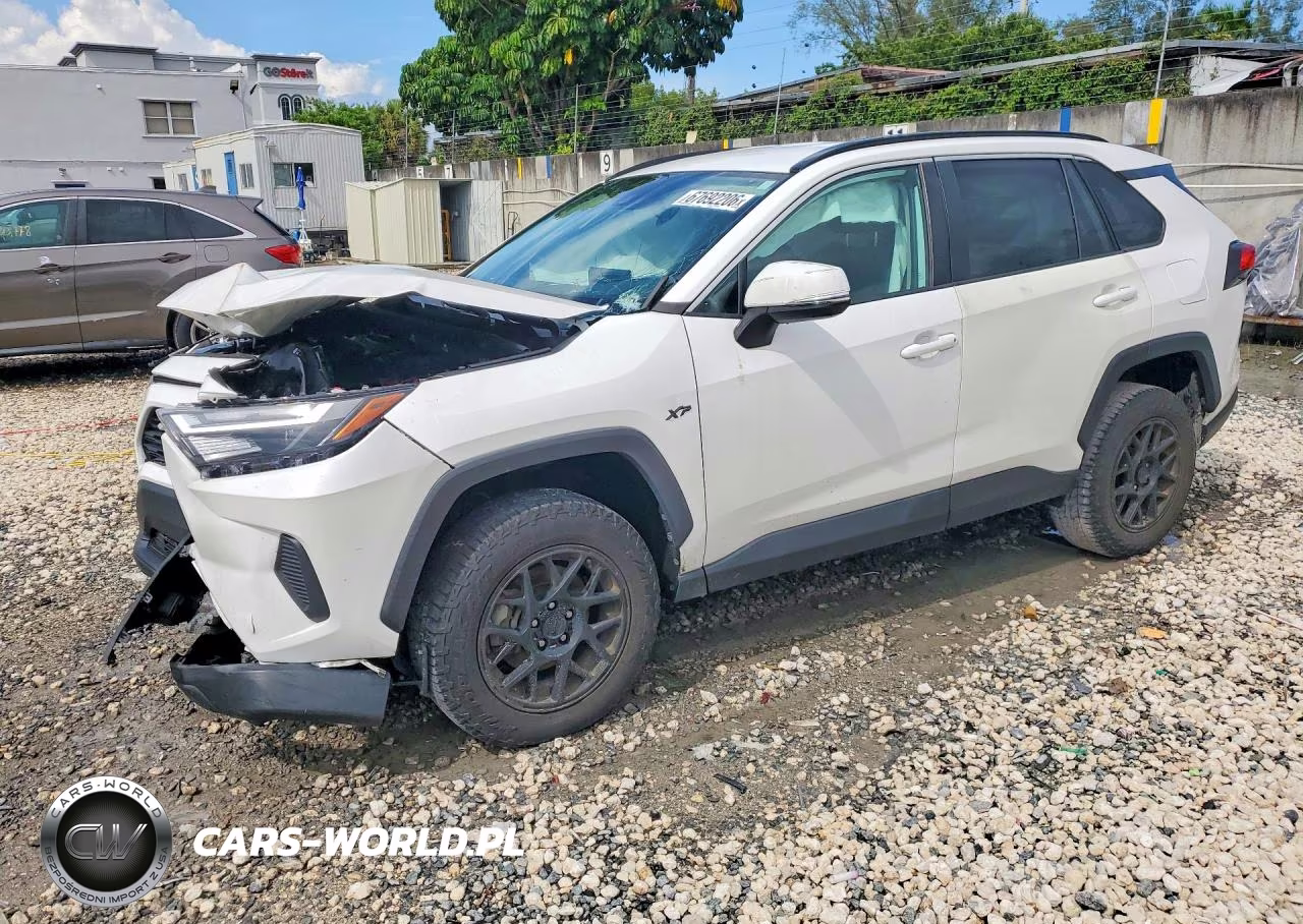 2022 Toyota Rav4 Xle VIN:2T3W1RFVXNC199156 - 1