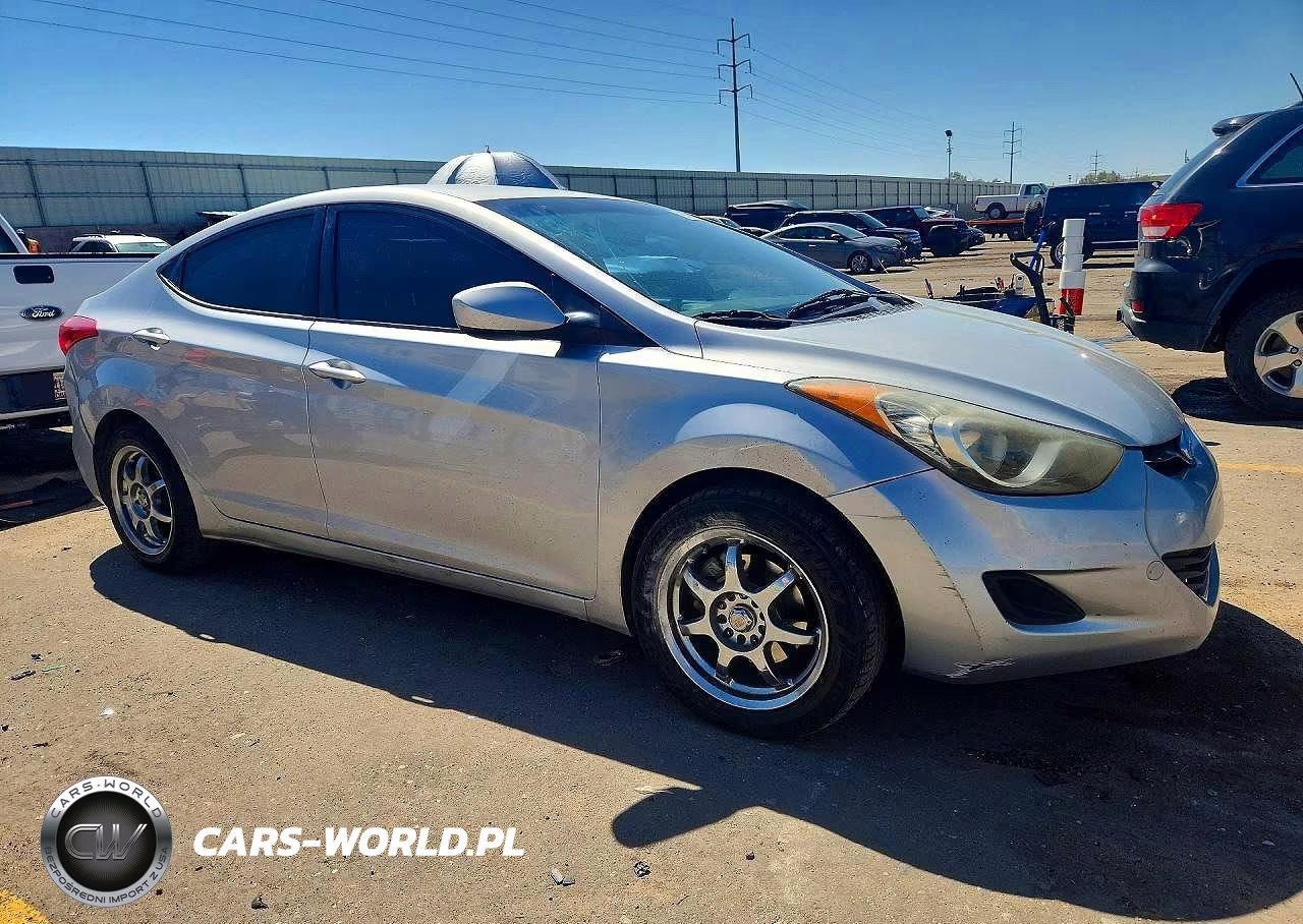 2012 Hyundai Elantra Gls VIN:5NPDH4AE6CH067477 - 4