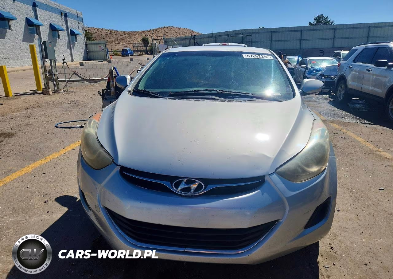 2012 Hyundai Elantra Gls VIN:5NPDH4AE6CH067477 - 5