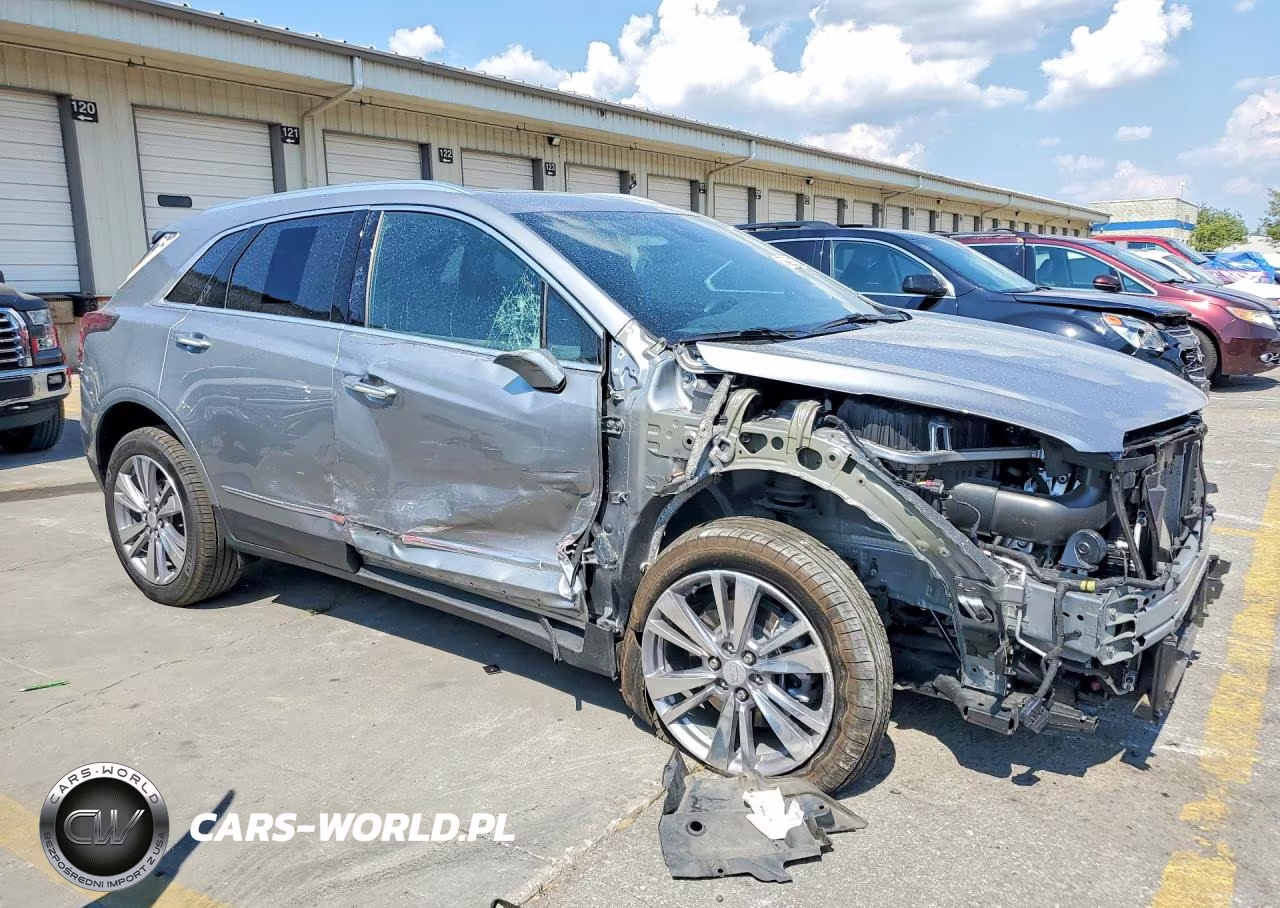 2025 Cadillac Xt5 Premium Luxury VIN:1GYKNCRS8SZ124445 - 4