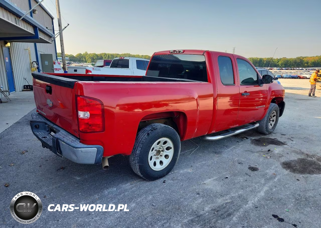 2009 Chevrolet Silverado C1500 VIN:1GCEC19X79Z130580 - 3