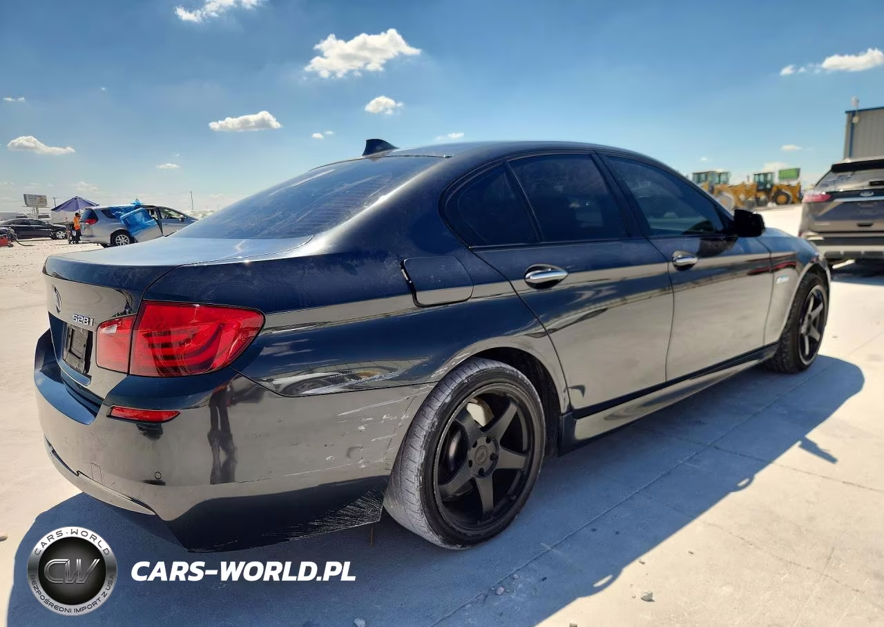 2012 BMW 528 I VIN:WBAXG5C58CDW24668 - 3
