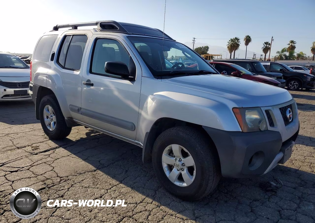 2012 Nissan Xterra X VIN:5N1AN0NW8CC505074 - 4