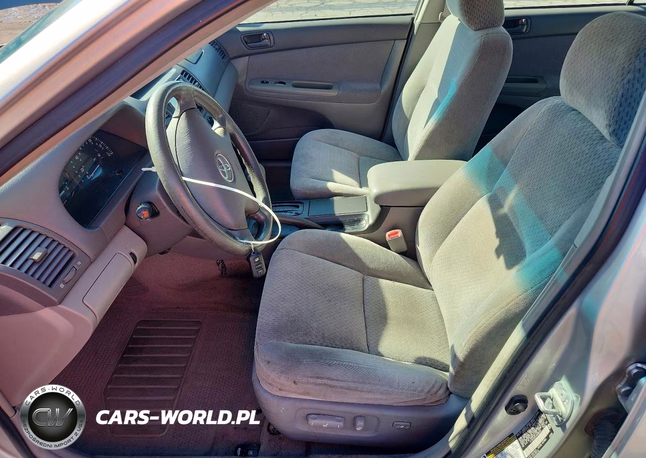 2004 Toyota Camry Le VIN:4T1BE32K44U366242 - 7