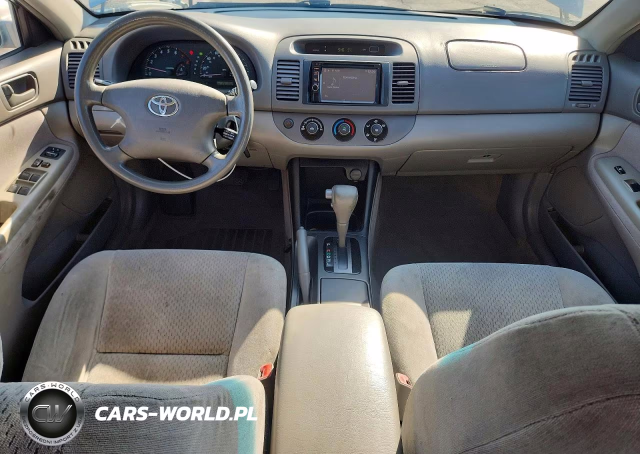 2004 Toyota Camry Le VIN:4T1BE32K44U366242 - 8