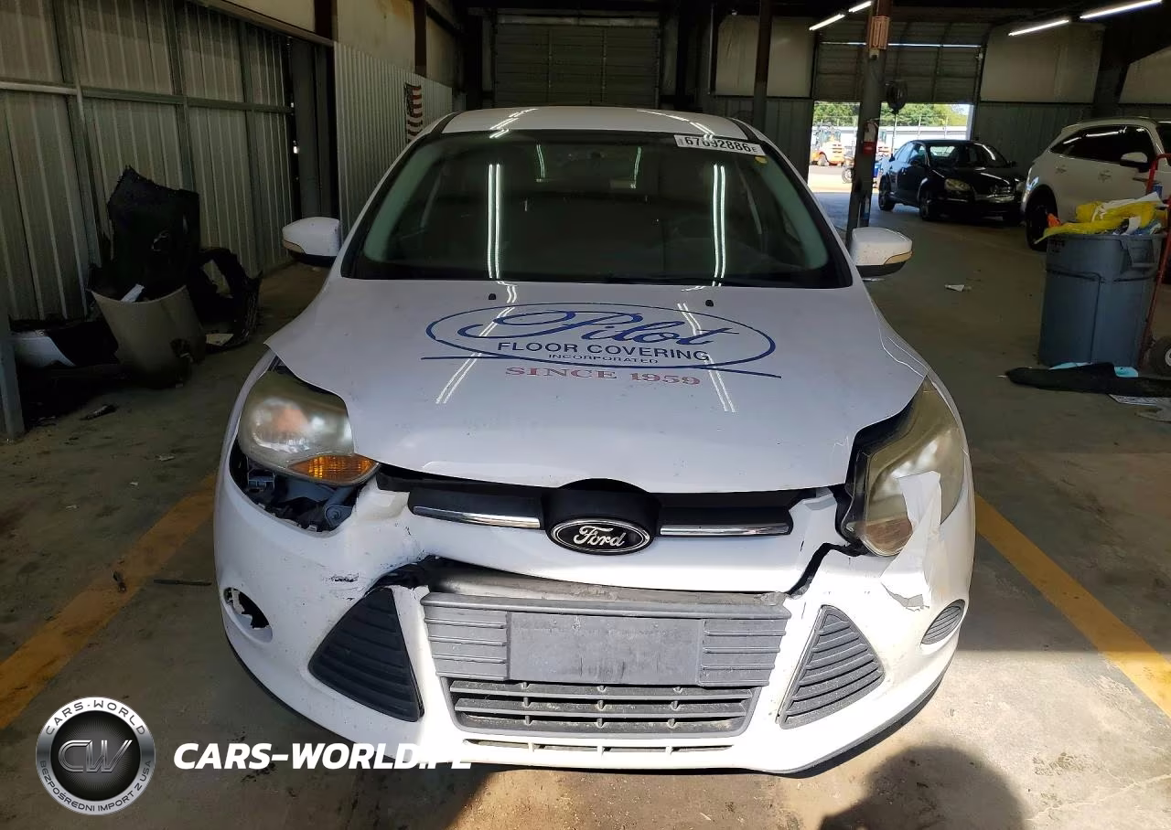 2013 Ford Focus Se VIN:1FADP3K21DL305403 - 5