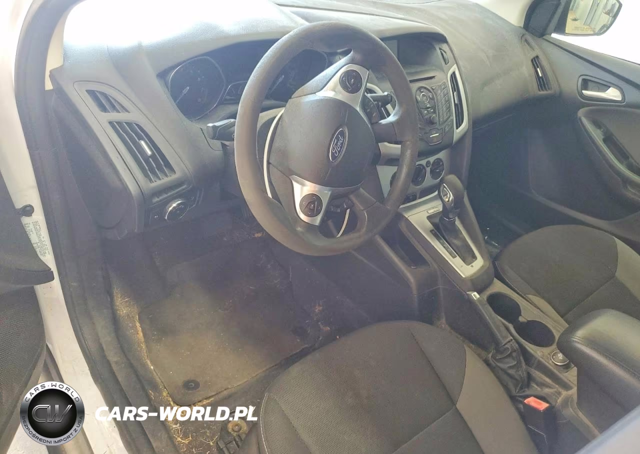 2013 Ford Focus Se VIN:1FADP3K21DL305403 - 8