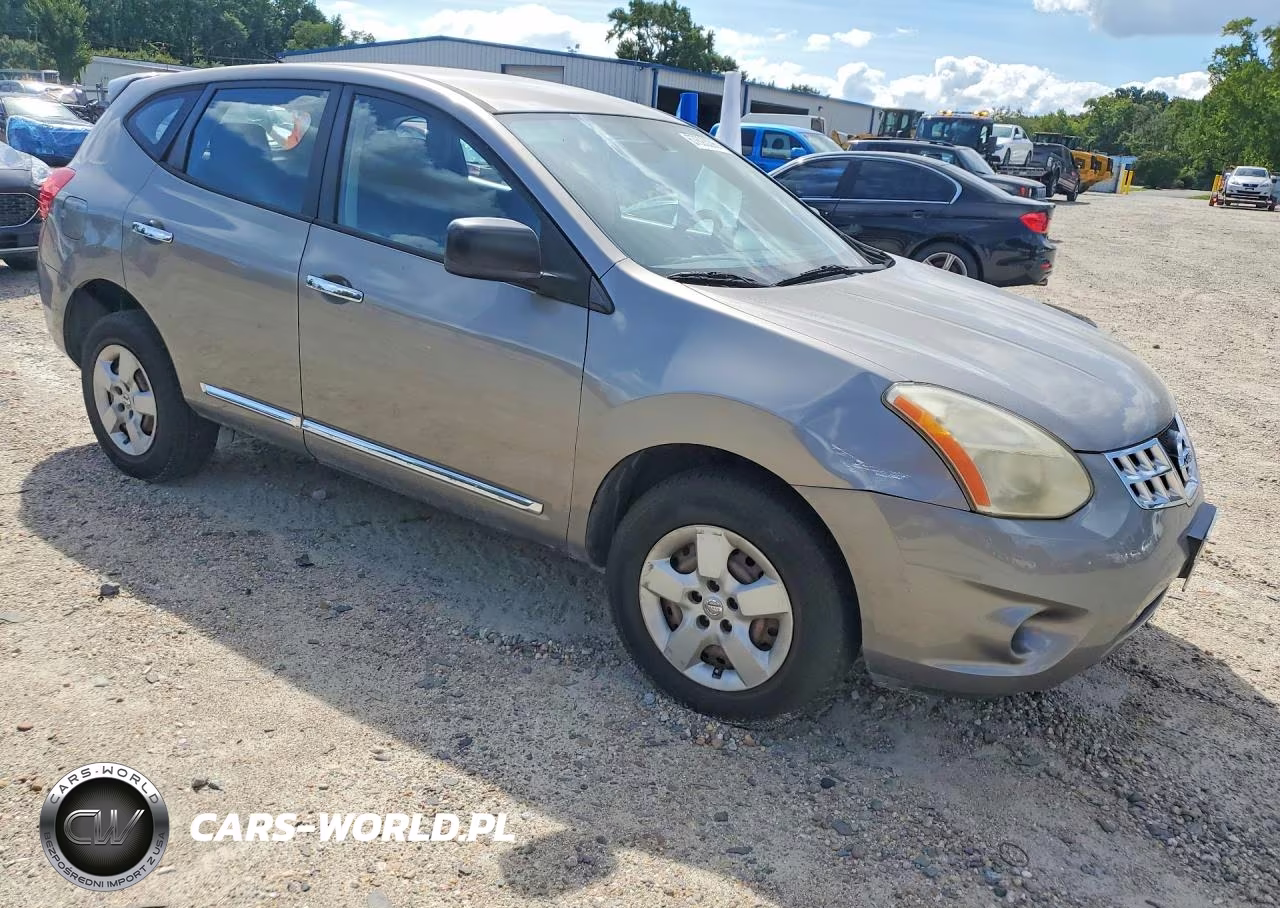 2013 Nissan Rogue S VIN:JN8AS5MT9DW535383 - 4