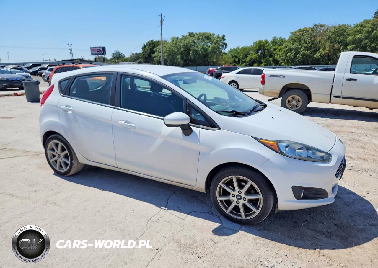 2019 Ford Fiesta Se VIN:3FADP4EJ9KM136803 - 4