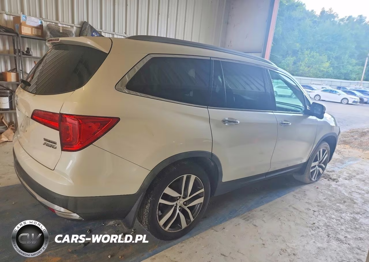 2016 Honda Pilot Touring VIN:5FNYF6H9XGB069510 - 3