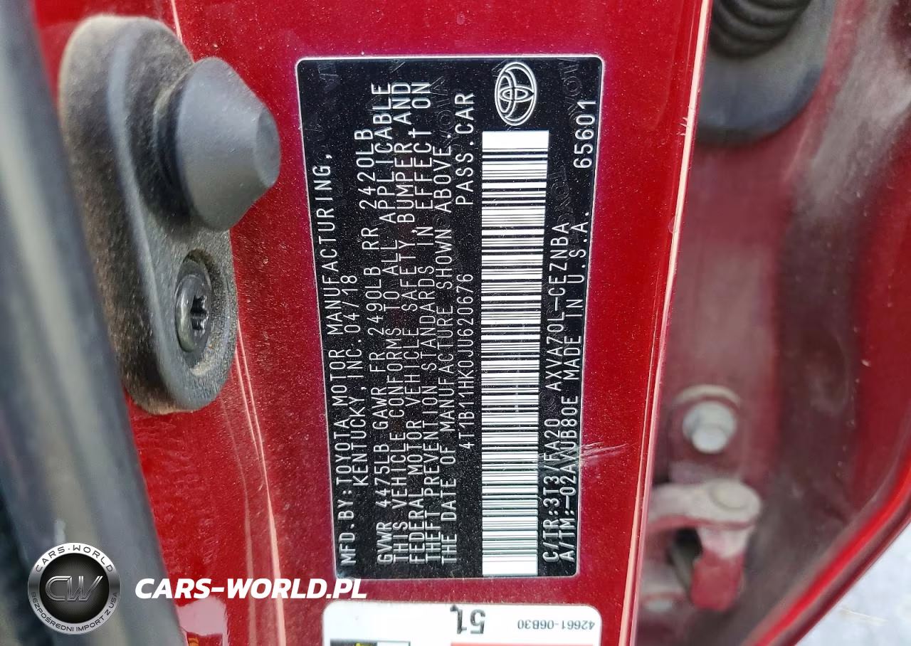 2018 Toyota Camry Le VIN:4T1B11HK0JU620676 - 12