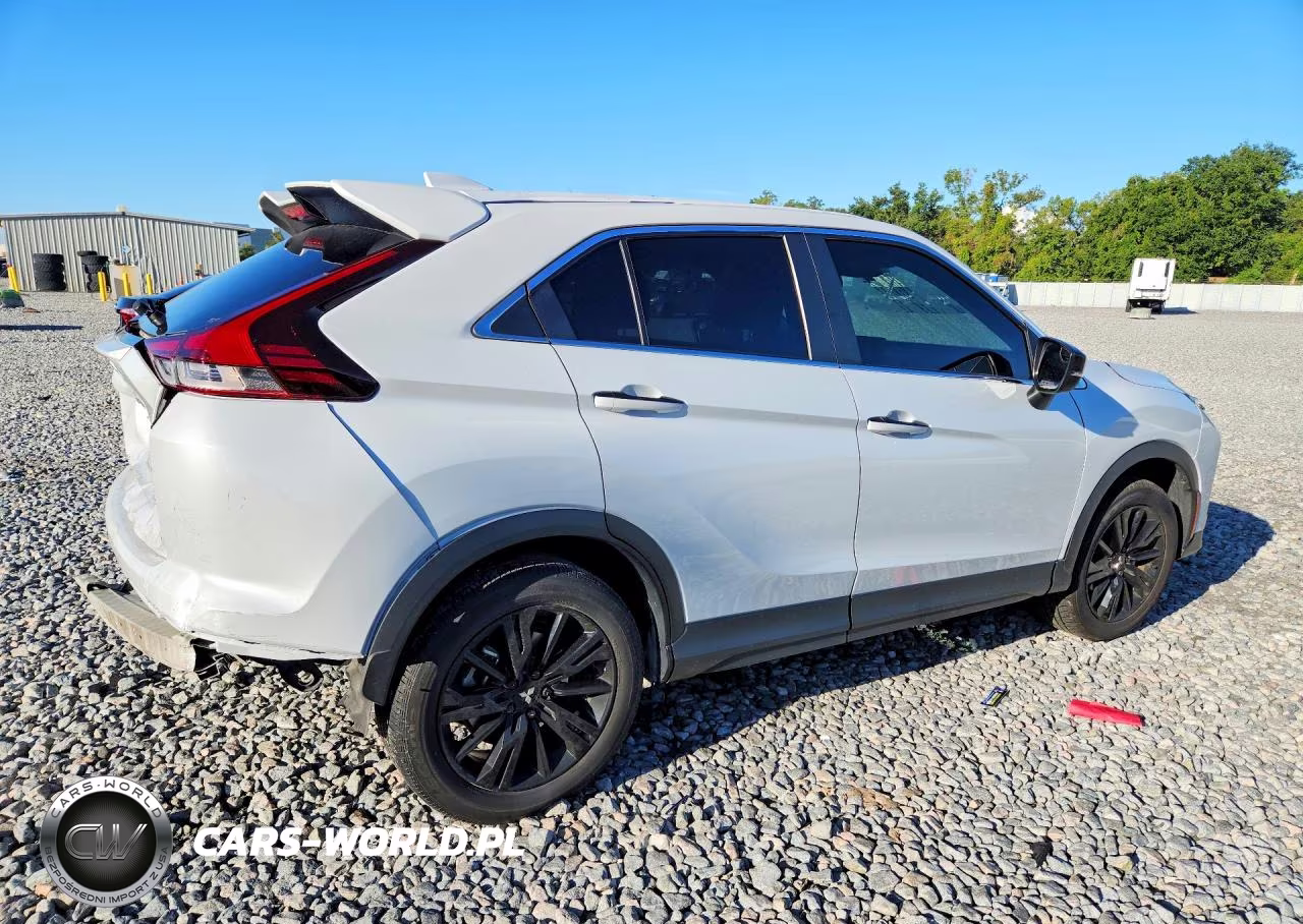 2023 Mitsubishi Eclipse Cross Le VIN:JA4ATVAA8PZ000327 - 3