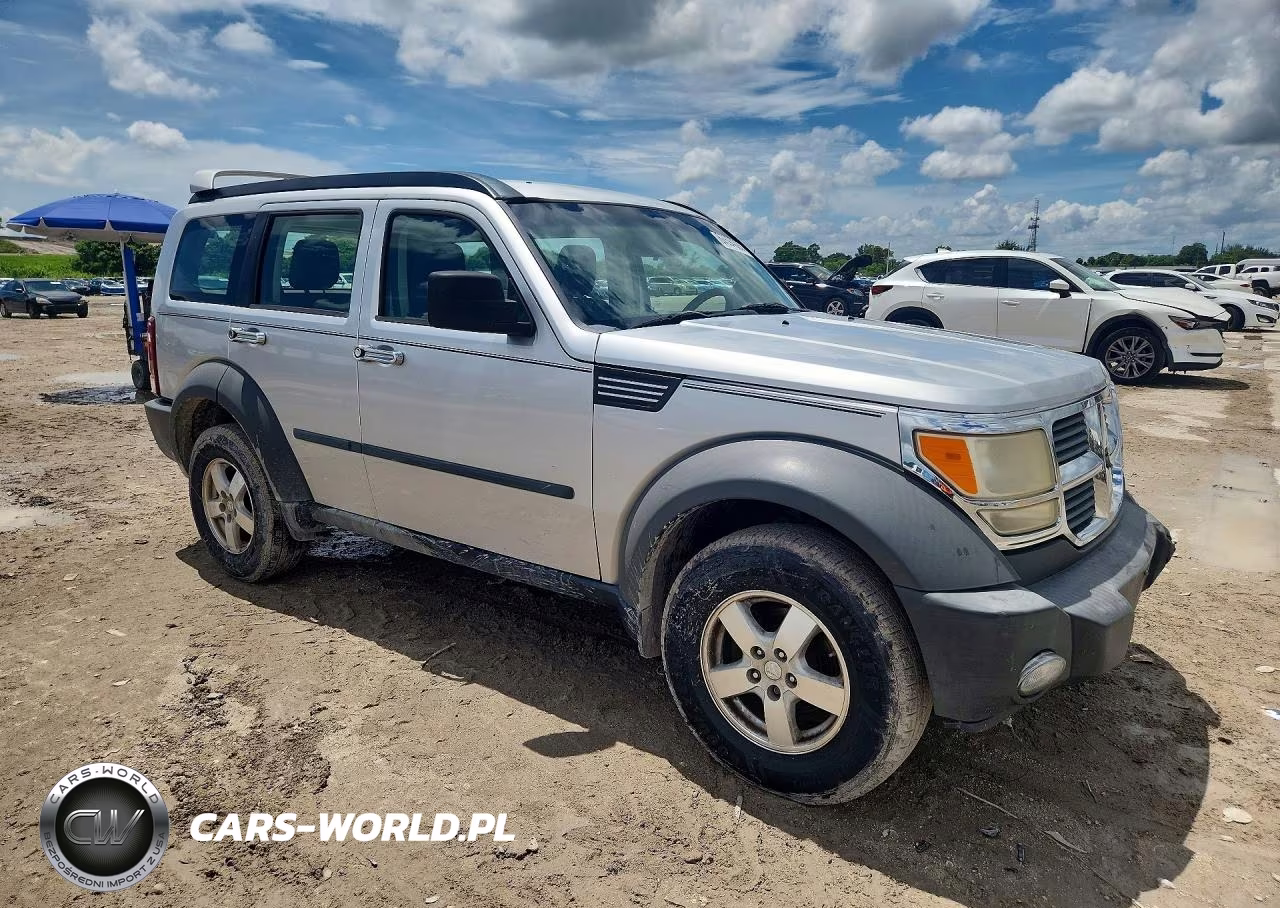 2008 Dodge Nitro Sxt VIN:1D8GU28K08W123215 - 4