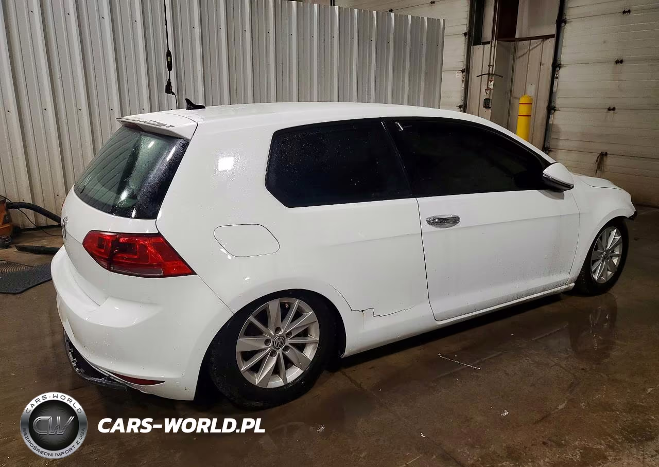 2015 Volkswagen Golf VIN:3VW817AU2FM066983 - 3