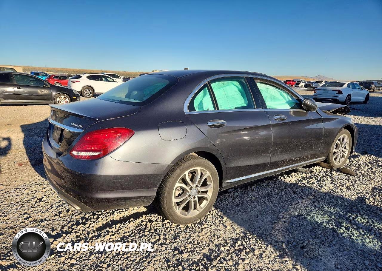 2016 Mercedes-Benz C 300 4Matic VIN:55SWF4KBXGU124608 - 3