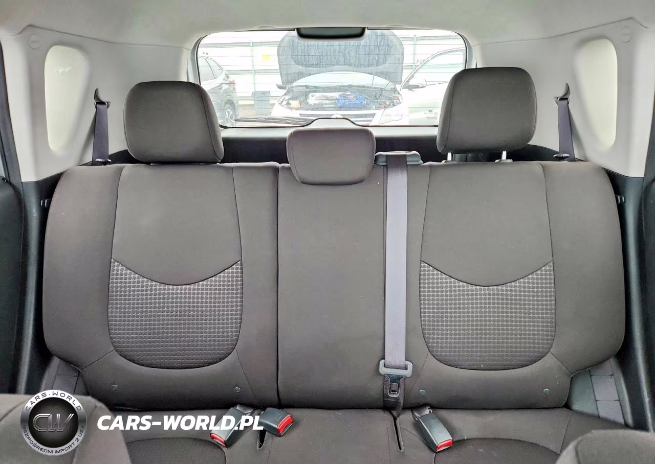 2012 Kia Soul Base VIN:KNDJT2A56C7358765 - 10