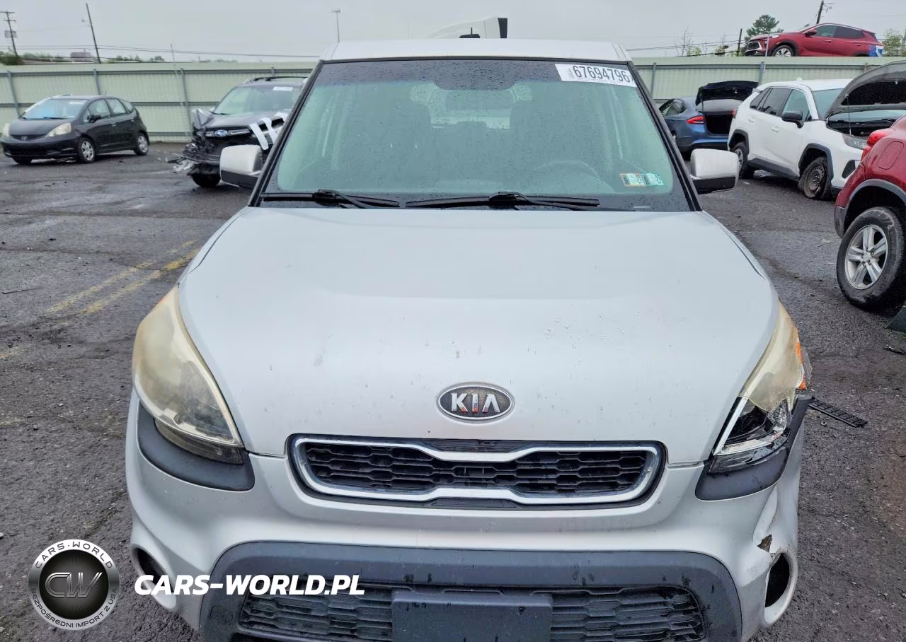 2012 Kia Soul Base VIN:KNDJT2A56C7358765 - 5