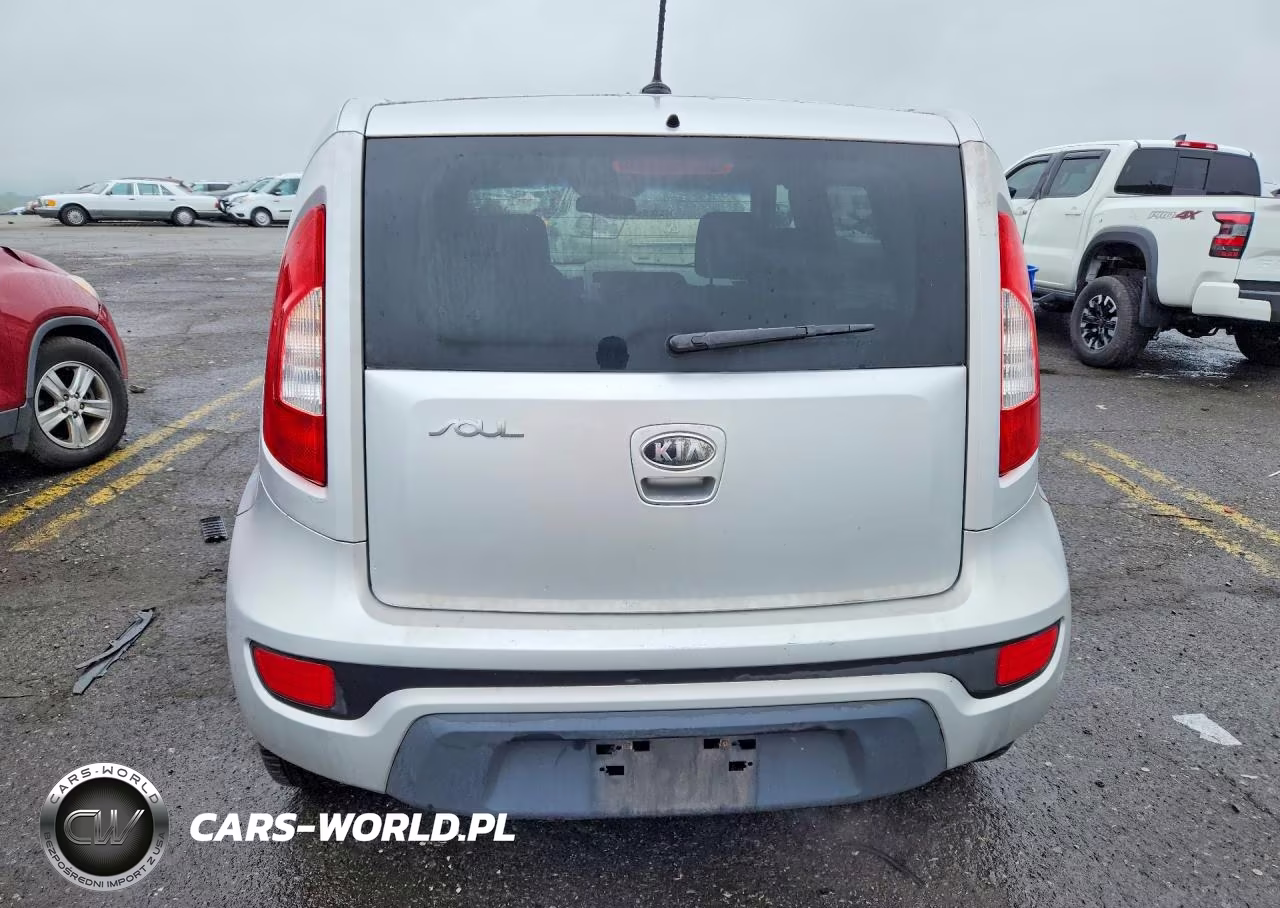 2012 Kia Soul Base VIN:KNDJT2A56C7358765 - 6