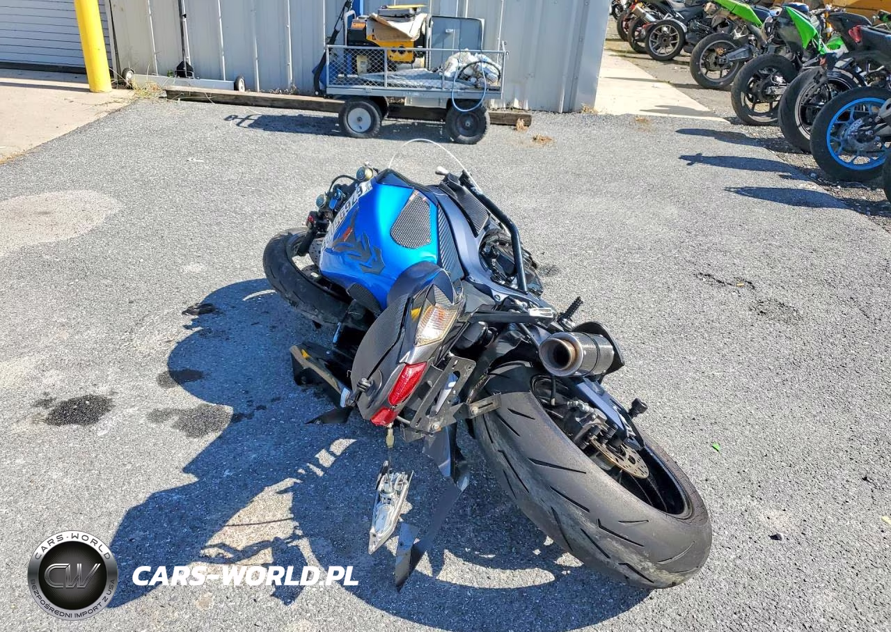 2011 Suzuki Gsx750 VIN:JS1GR7MA3B2103236 - 4