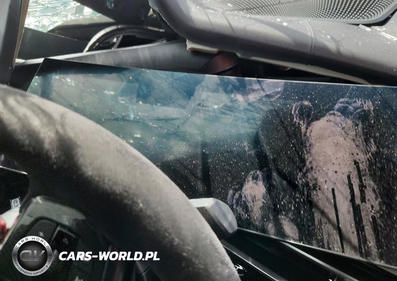 2024 BMW M3 Cs VIN:WBS63AY00RFR18071 - 9