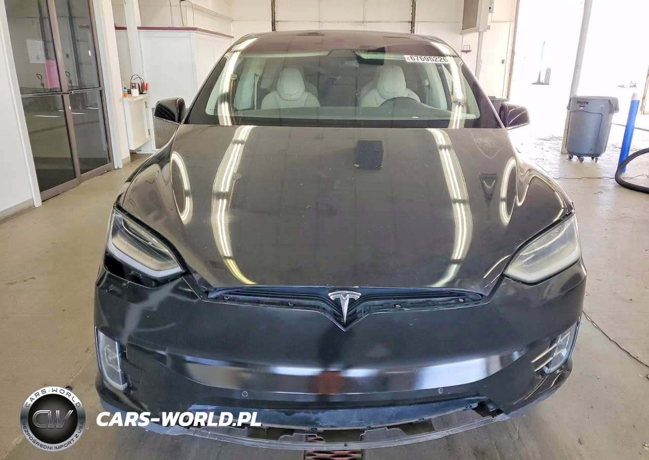 2017 Tesla Model X VIN:5YJXCBE2XHF049392 - 12