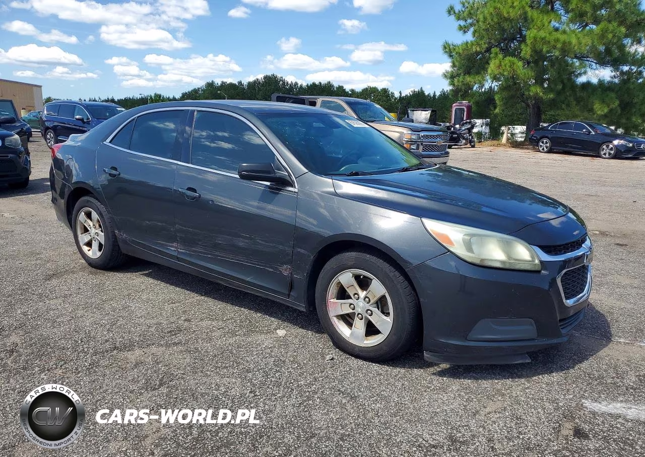 2015 Chevrolet Malibu Ls VIN:1G11B5SL3FF127410 - 4