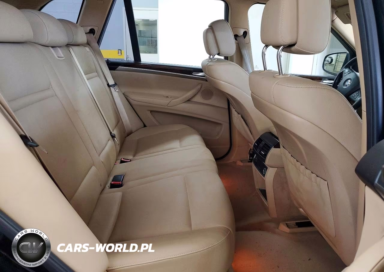 2013 BMW X5 xDrive35I VIN:5UXZV4C54D0E11769 - 11