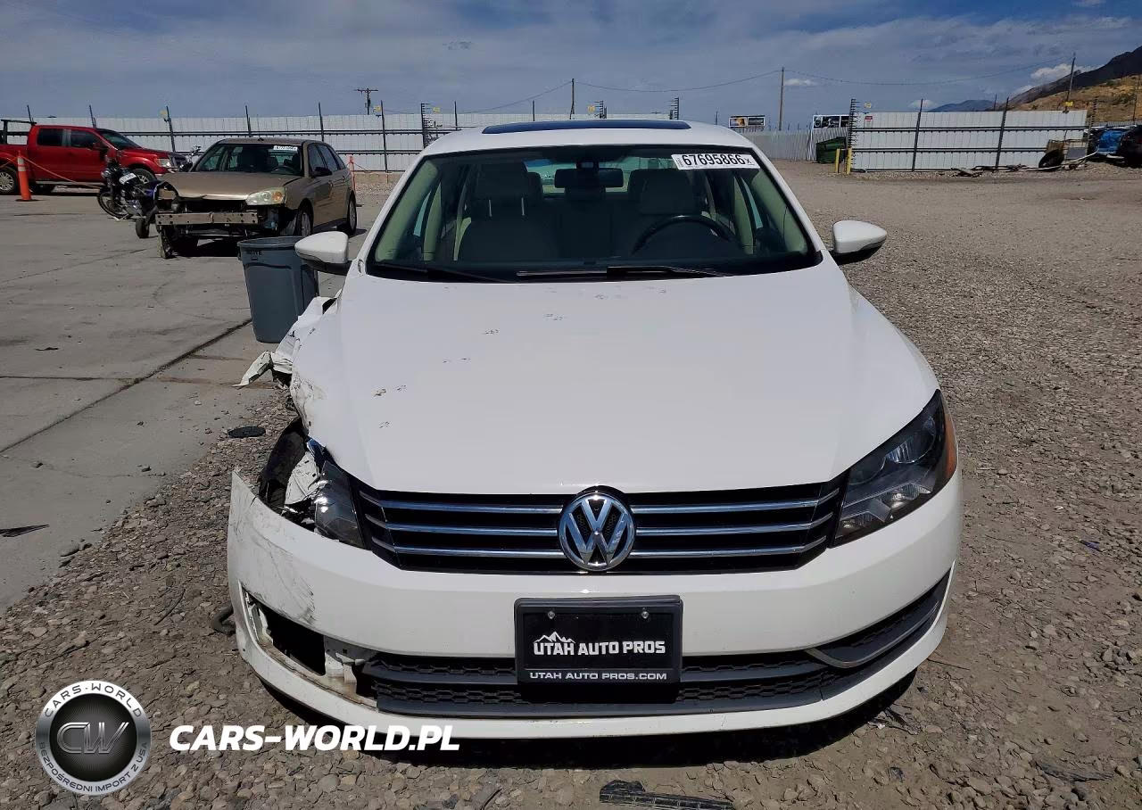 2012 Volkswagen Passat Se VIN:1VWBP7A31CC043672 - 5