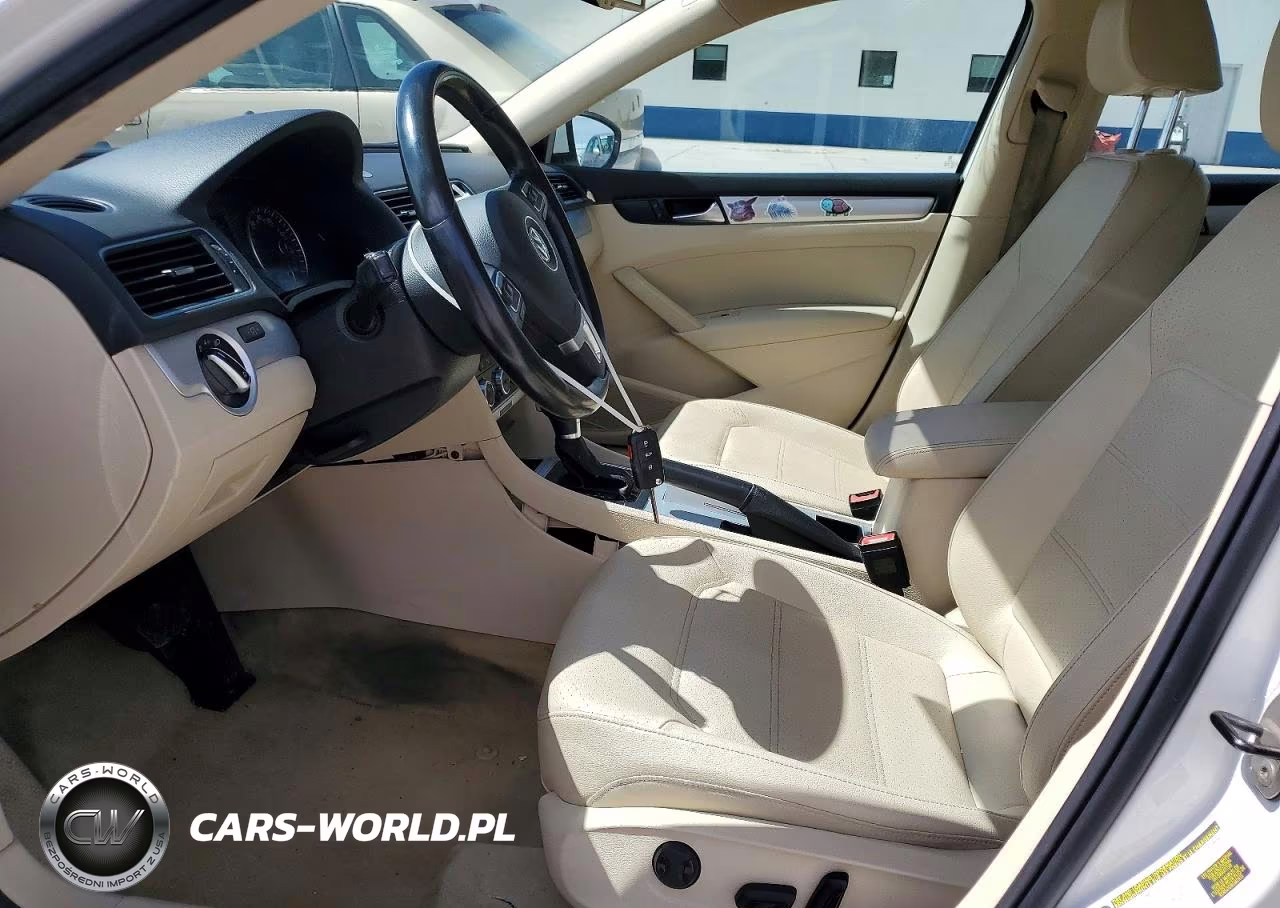 2012 Volkswagen Passat Se VIN:1VWBP7A31CC043672 - 7