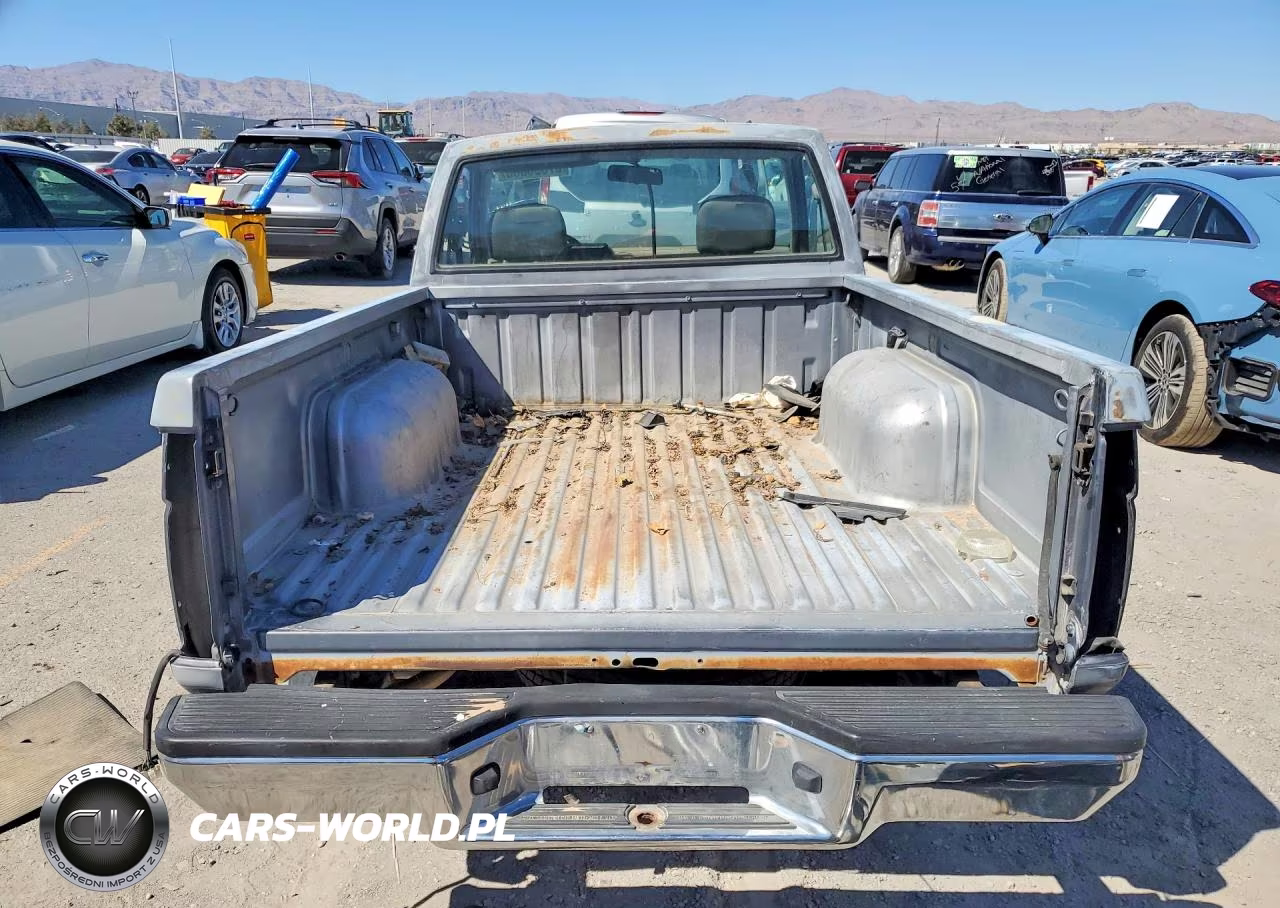 1992 Nissan Truck Base VIN:1N6SD11S1NC338755 - 6