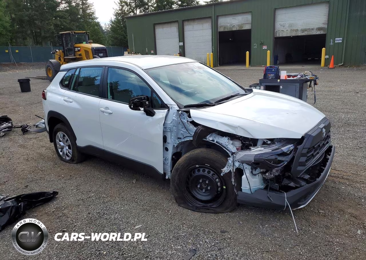 2026 Toyota Corolla Cross L VIN:7MUAAABGXTV174022 - 4