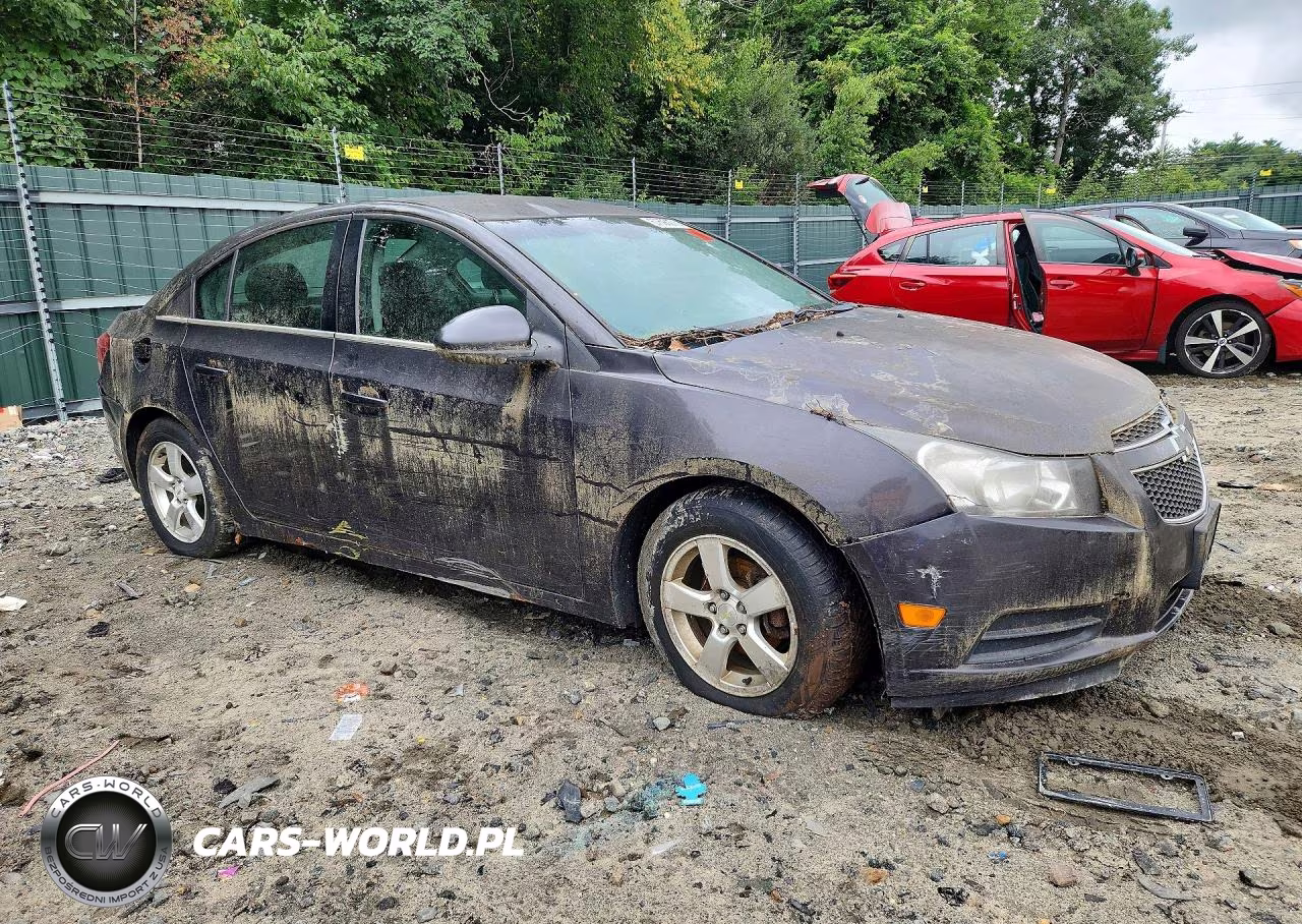 2014 Chevrolet Cruze Lt VIN:1G1PC5SB0E7194652 - 4