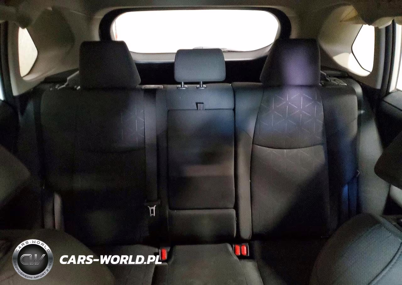 2023 Toyota Rav4 Xle VIN:JTMP1RFV3PD094882 - 10