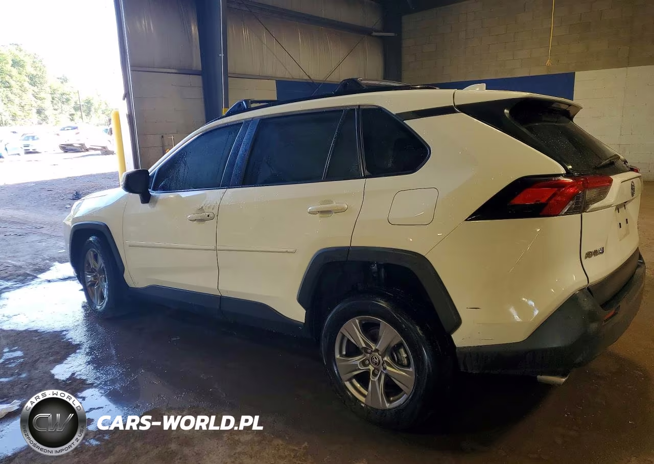 2023 Toyota Rav4 Xle VIN:JTMP1RFV3PD094882 - 2