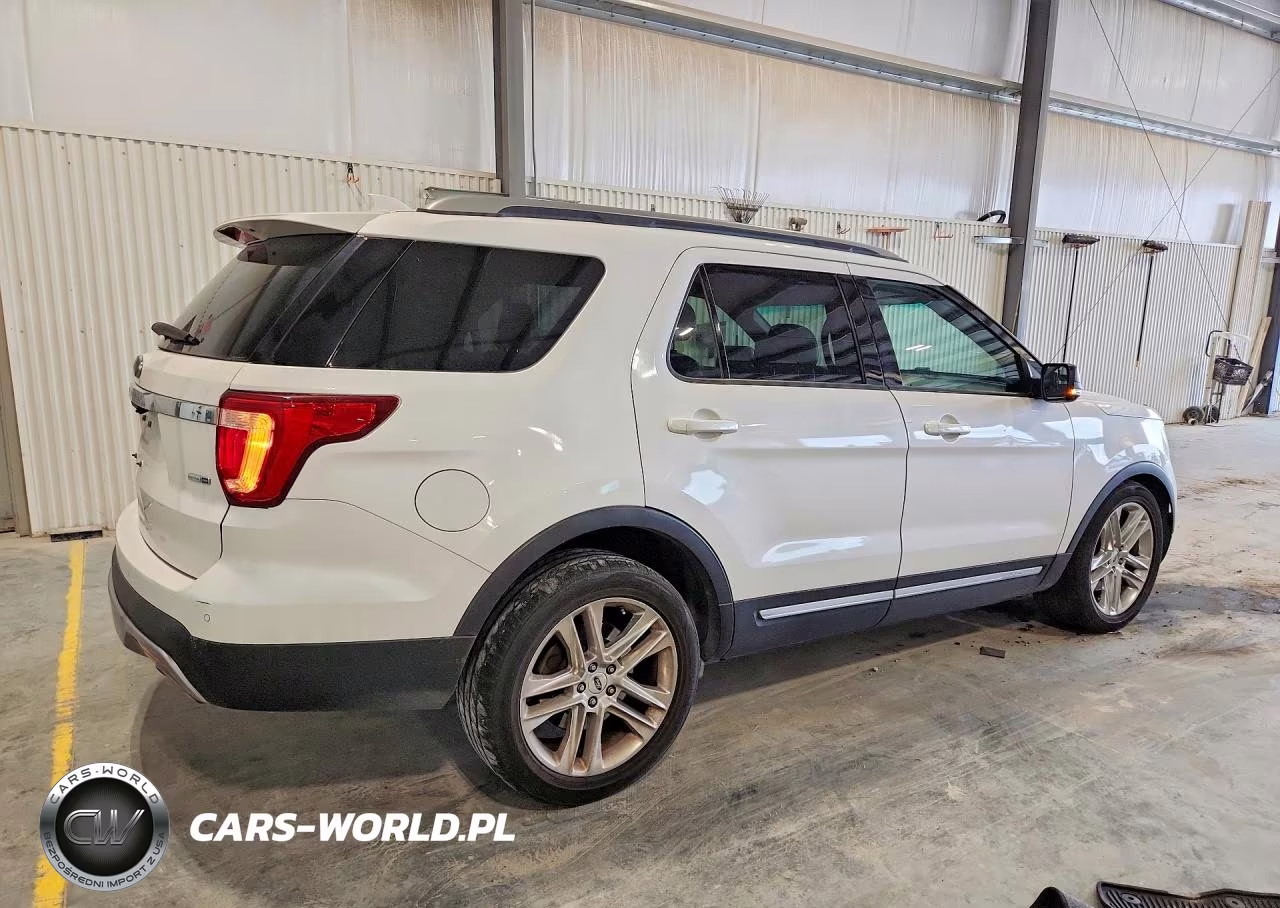 2016 Ford Explorer Xlt VIN:1FM5K8D88GGB18213 - 3