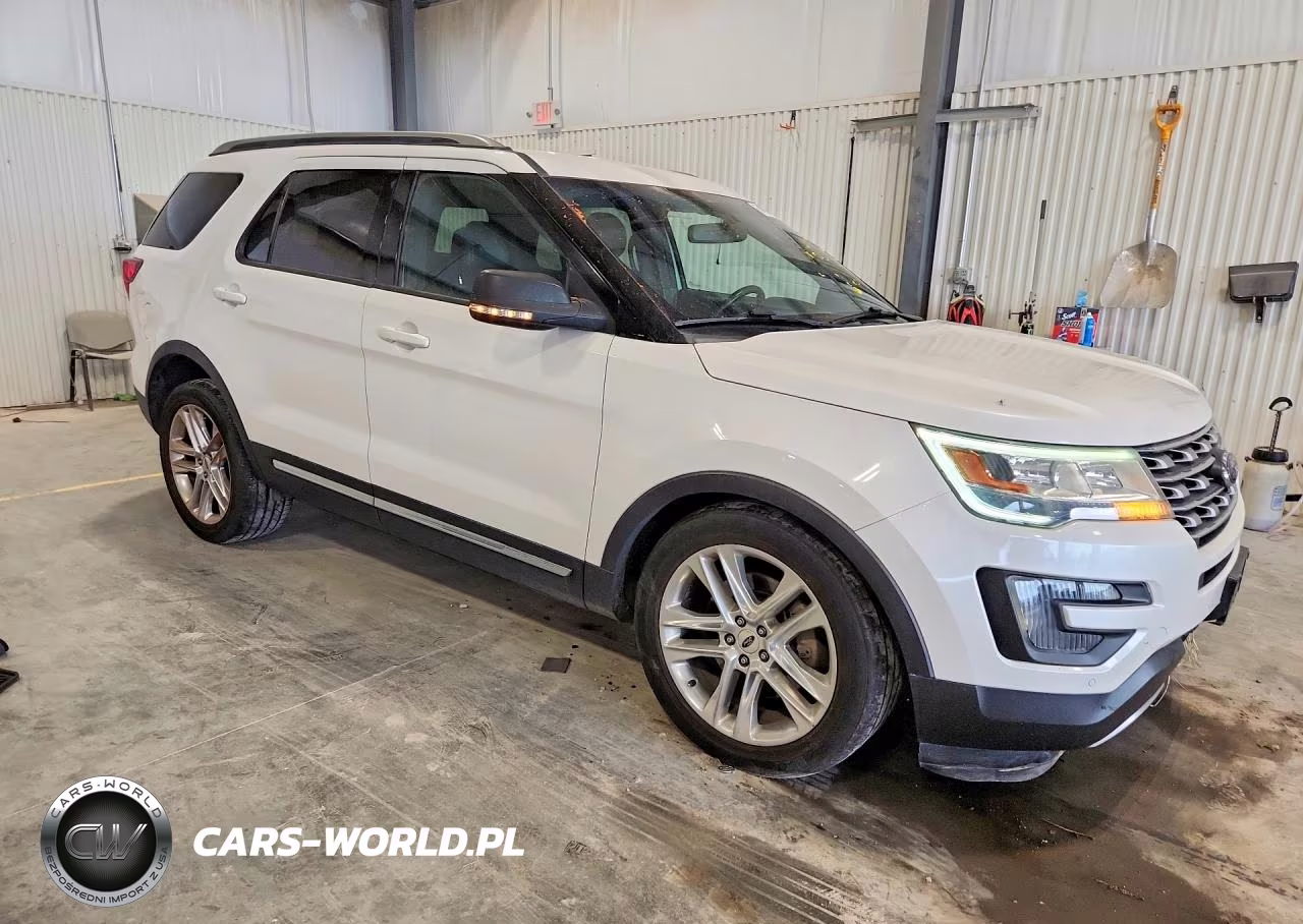 2016 Ford Explorer Xlt VIN:1FM5K8D88GGB18213 - 4