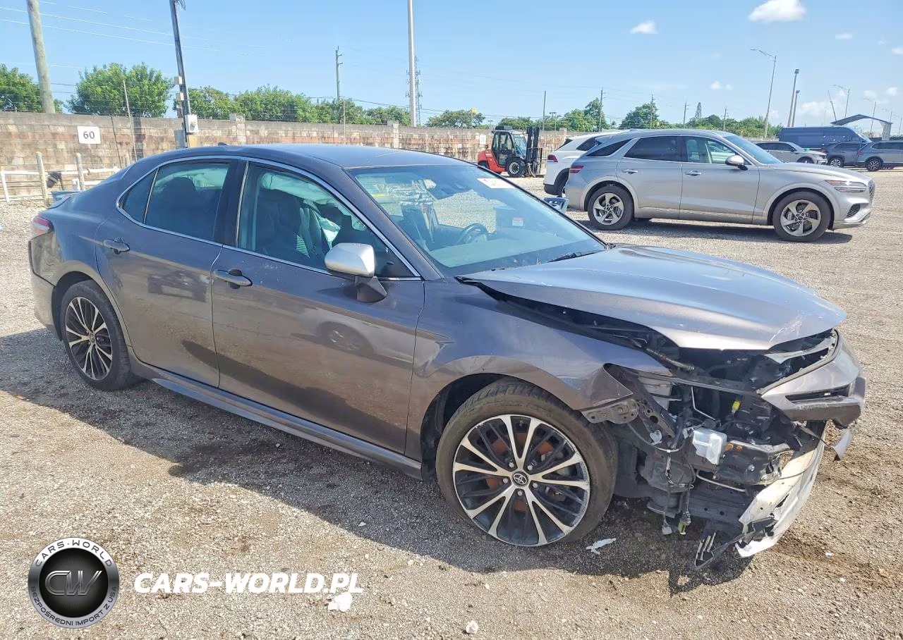 2019 Toyota Camry Se VIN:4T1B11HK5KU262007 - 4