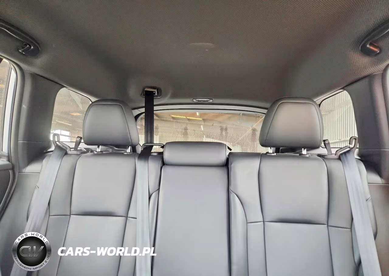 2026 Subaru Outback Premium VIN:JF2BUPAD1TY527673 - 10