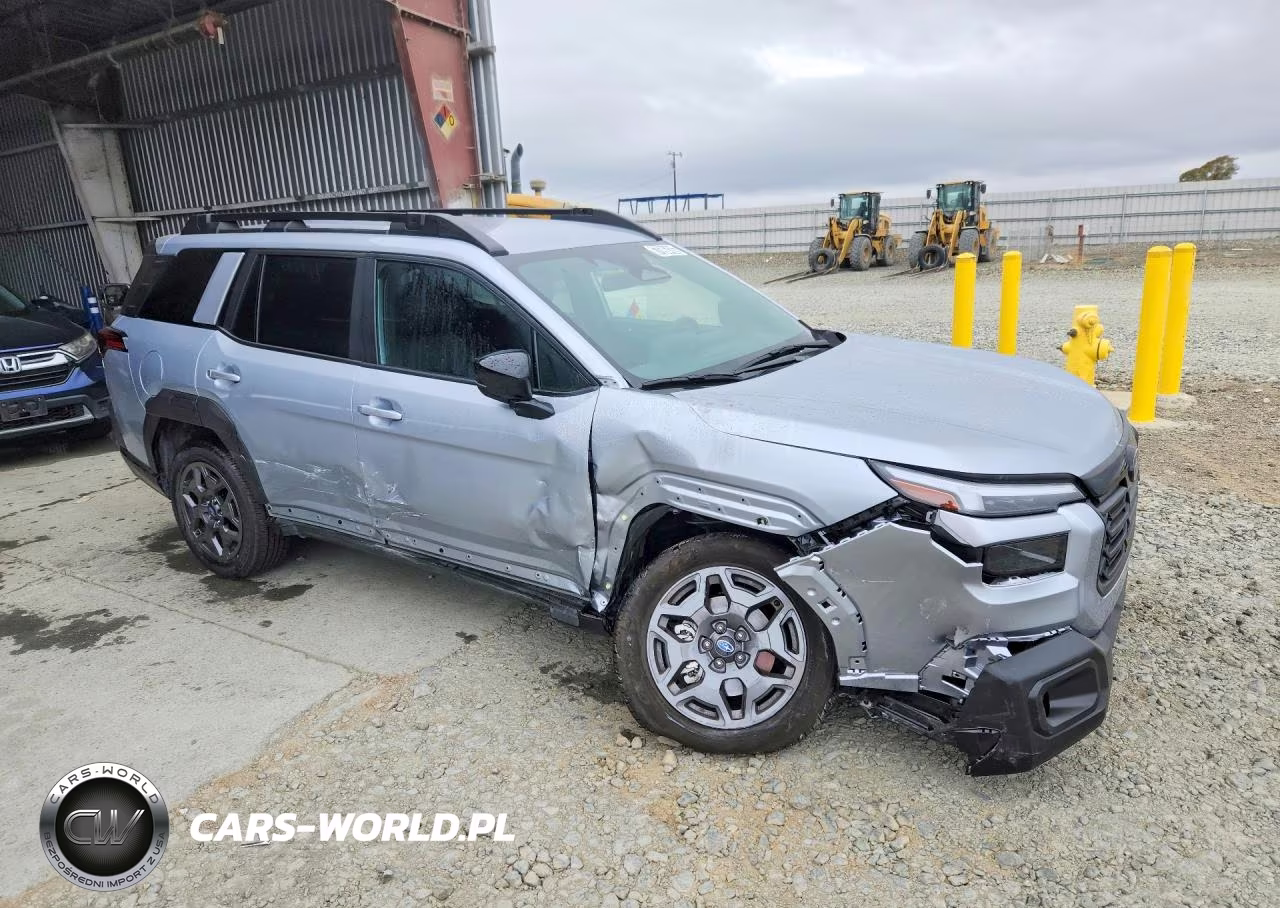 2026 Subaru Outback Premium VIN:JF2BUPAD1TY527673 - 4
